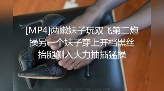 【自整理】偷偷练过柔术的欧美瑜伽婊子，穿着大胆风骚把身体弯曲成各种姿势逼脸同框，诱惑至极！LunaLuuvz 最新流出视频合集【19V】 (47)