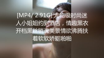 禁忌之爱母子乱伦饥渴离异单亲妈妈撞见儿子打飞机在浴室情不自禁自慰被儿子干