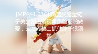 ✿尤物榨汁姬✿哥哥你的女友会像我这样嘛撅着屁股让哥哥无套插入骚穴，呻吟勾魂，阴道裹着鸡巴让小哥快速抽插浪叫不止