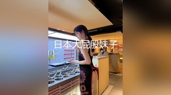 乳交过后浓浓的精液是真正的最佳作品的化妆品