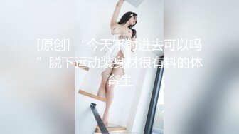 我的女友会喷水～爆操后入连衣裙女友 白浆都被草出来了！