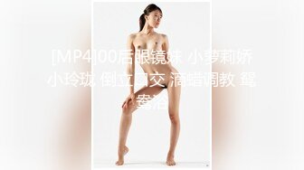 2024年10月，玩得就是真实，【玩偶姐姐超强合集Asia-Lynn】公厕露出、公楼梯间桥上露出 (1)