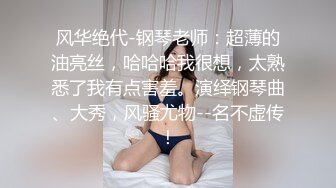 吃肉棒的小母狗