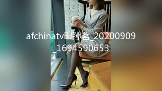 回归【凯迪拉克】4场偷拍正规足浴店女技师~口爆~摸奶~打飞机~差点插进去啦！ (2)