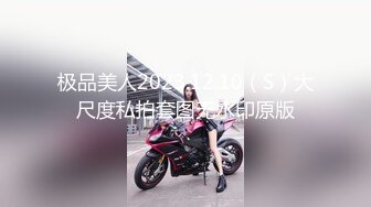 YC商场偷拍绿裙棕高跟绝美白领情趣内裤前面清晰看到黑毛和穴痕